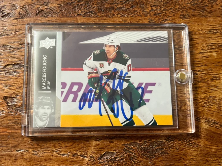 Marcus Foligno IP Signed Upper Deck Card Psa Dna Coa Autographed Wild