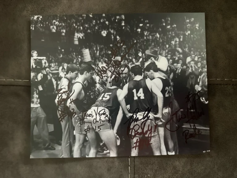 6 Hoosiers Movie Cast Signed 8 X 10 Photo Jimmy Chitwood + Basketball Team