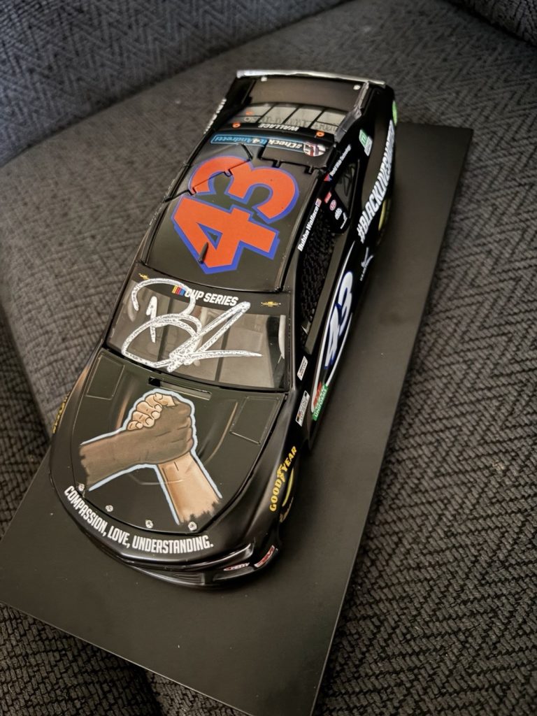 Darrell Bubba Wallace Jr Signed 1/24 Scale Diecast Car Nascar 2020 BLM