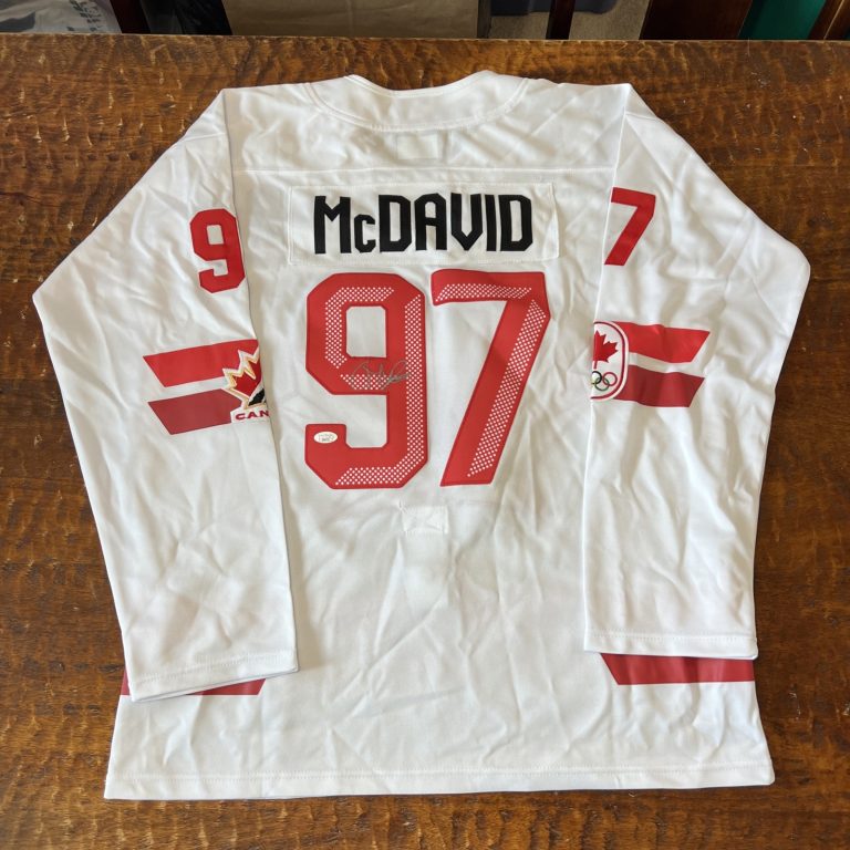 Connor McDavid Signed Canada Jersey JSA Coa Autographed Oilers