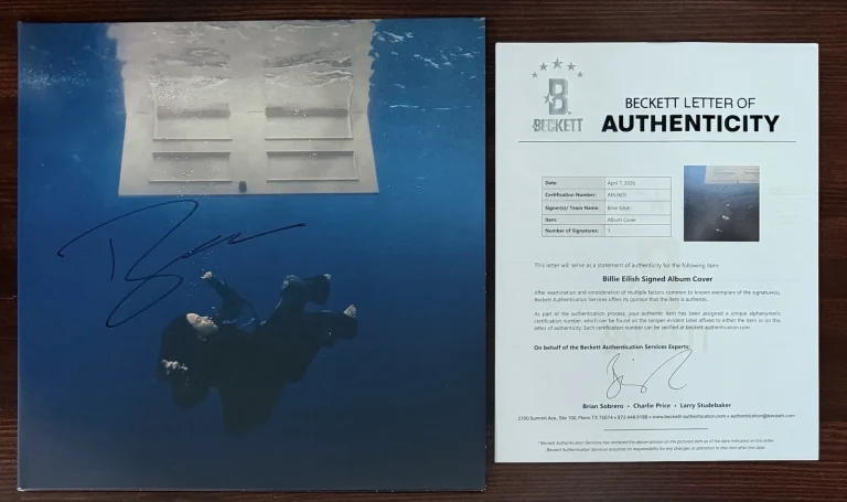 BILLIE EILISH HIT ME HARD SOFT SIGNED VINYL LP COVER AUTOGRAPH BECKETT BAS COA