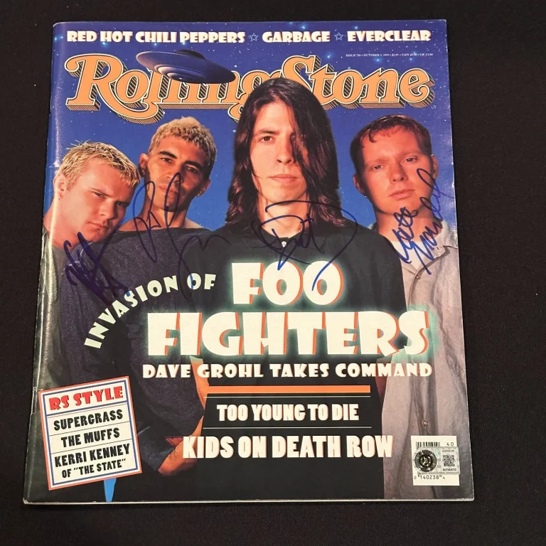 FOO FIGHTERS Signed ROLLING STONE Magazine Beckett (BAS) Complete AUTO 10