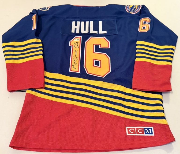 Brett Hull signed St. Louis Blues jersey W/ HOF Inscription #1 Beckett Witness