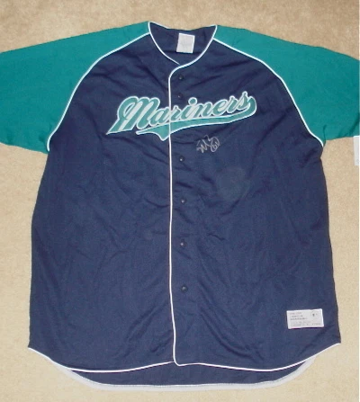 MATT MANGINI AUTOGRAPHED JERSEY (MARINERS) W/ PROOF!
