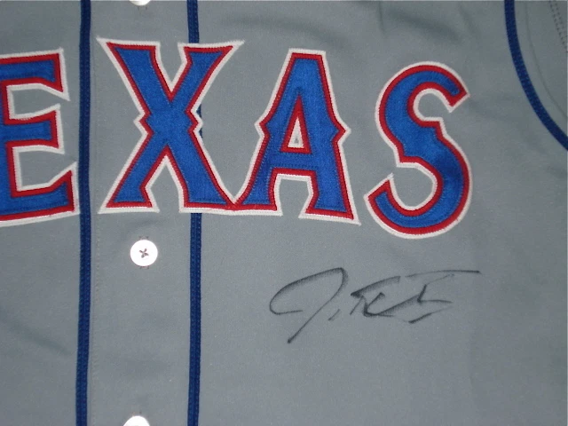 JOSH HAMILTON AUTOGRAPHED JERSEY (RANGERS) W/ PROOF!