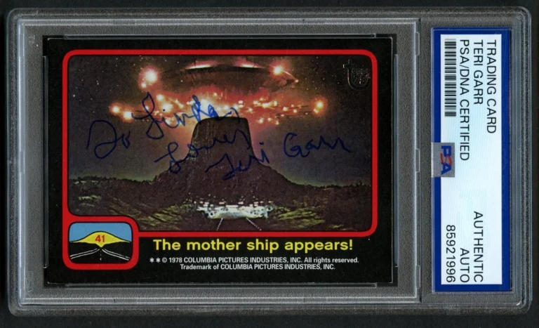 Teri Garr signed autograph Actress: Close Encounters of the Third Kind Card PSA