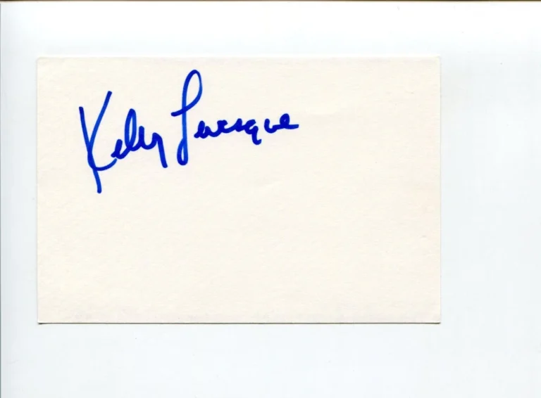 Kelly Levesque Songwriter Some Hearts America's Sweethearts Signed Autograph