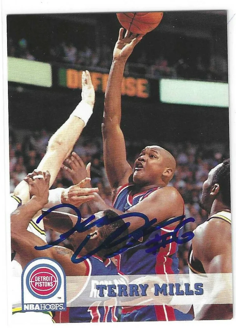 Terry Mills Signed 1993/94 NBA Hoops Card #63 Detroit Pistons