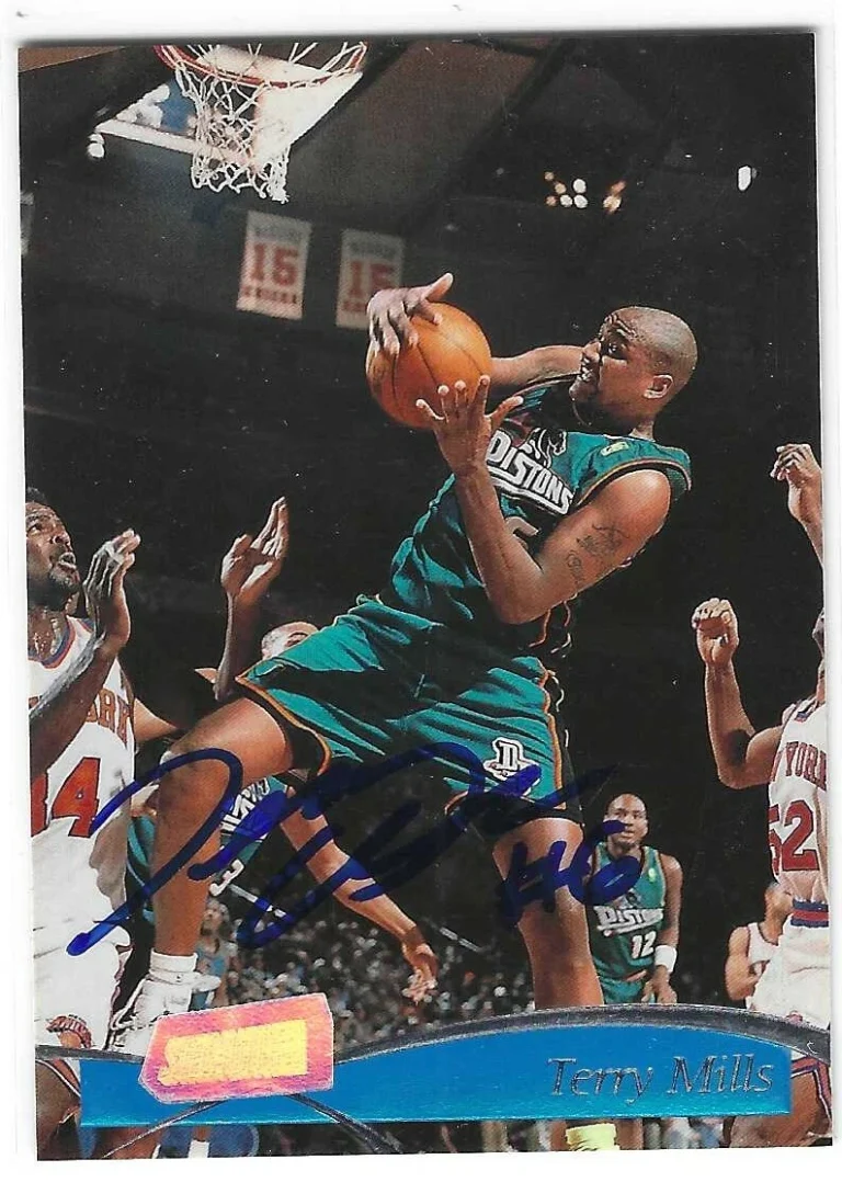 Terry Mills Signed 1997/98 Topps Stadium Club Card #69 Detroit Pistons