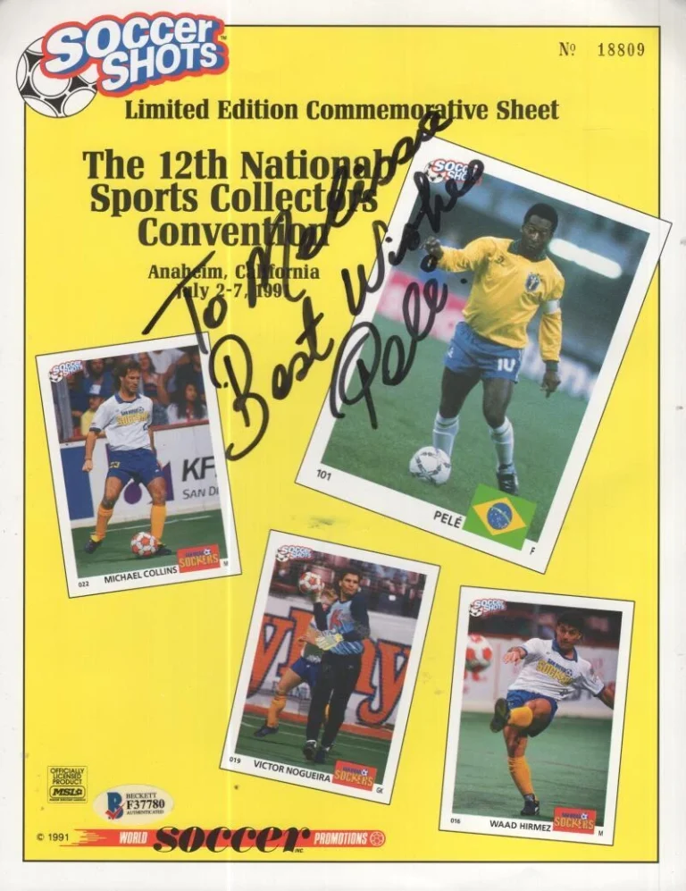 PELE SOCCER LEGEND PERSONALIZED SIGNED 9X12 PHOTO BECKETT AUTHENTIC F37780