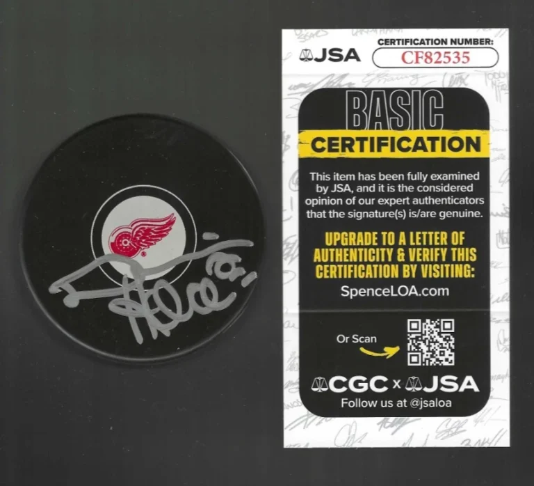 Derian Hatcher Signed Detroit Red Wings Puck JSA COA