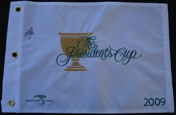 LEE JANZEN AUTOGRAPHED PRESIDENTS CUP GOLF FLAG (W/ PROOF!)