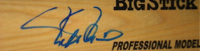 RAFAEL PALMEIRO AUTOGRAPHED BAT (500 HR CLUB) W/ PROOF!