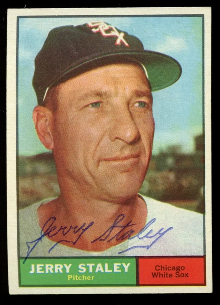 Jerry Staley #90 signed autograph auto 1961 Topps Baseball Trading Card