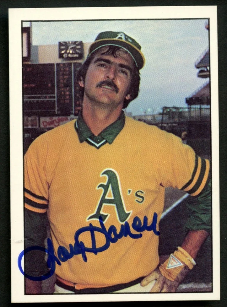 Larry Haney #502 signed autograph auto SSPC 1975 Oakland A's Baseball Card