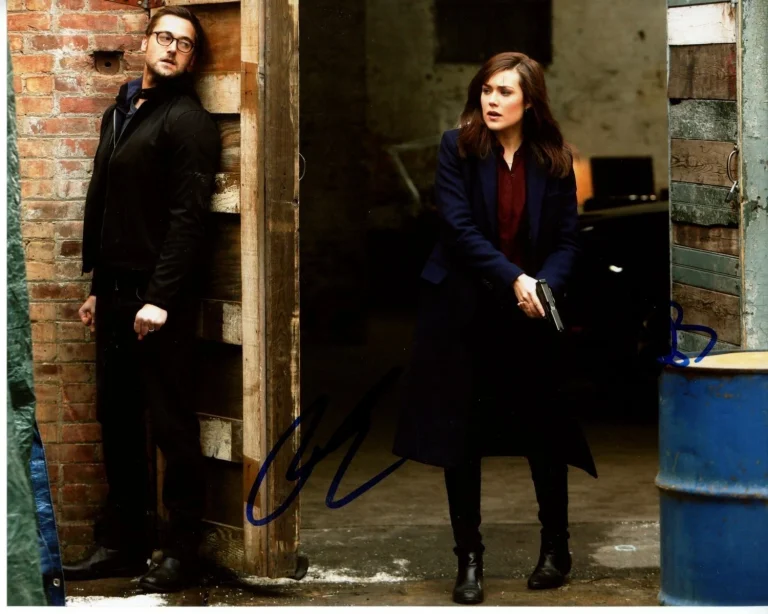 MEGAN BOONE and RYAN EGGOLD signed autographed 8x10 THE BLACKLIST photo