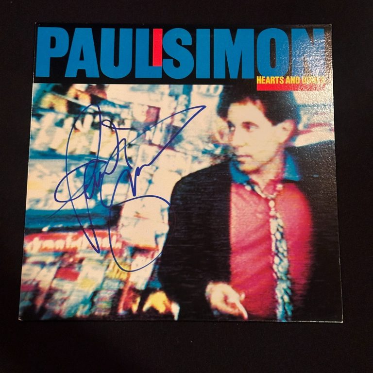 PAUL SIMON Signed Hearts & Bones LP ALBUM COVER Beckett (BAS) LOA