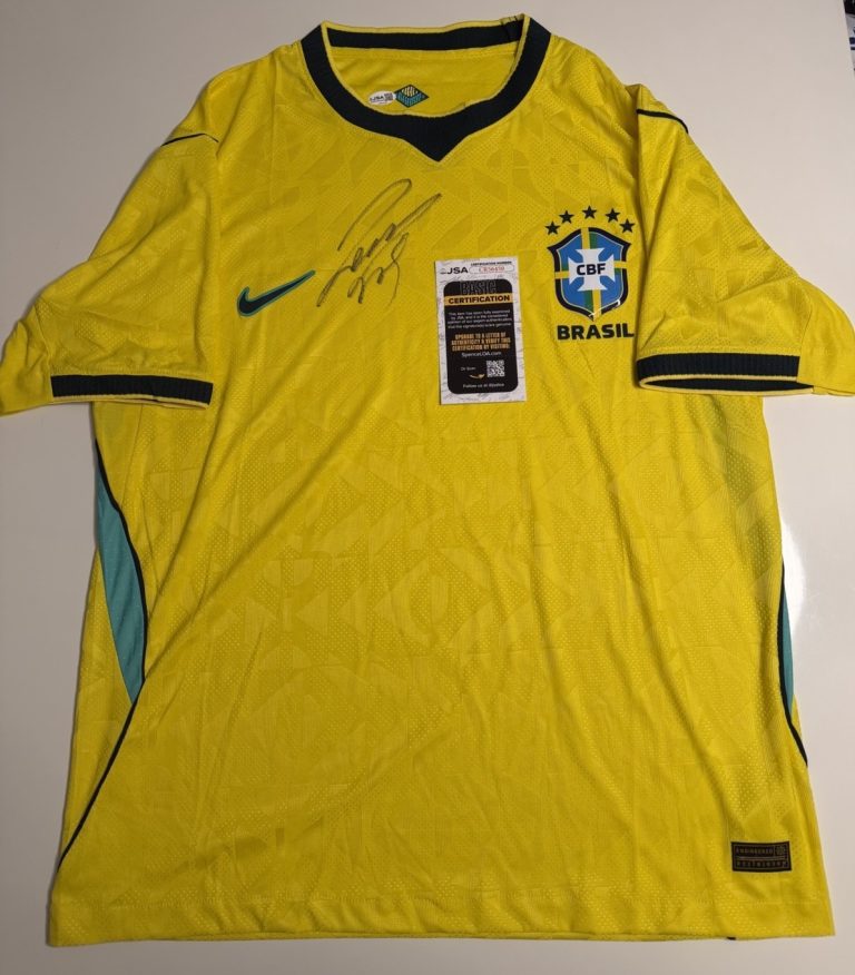 Roberto Carlos Brazil Autographed Jersey Star Real Madrid Legend JSA COA