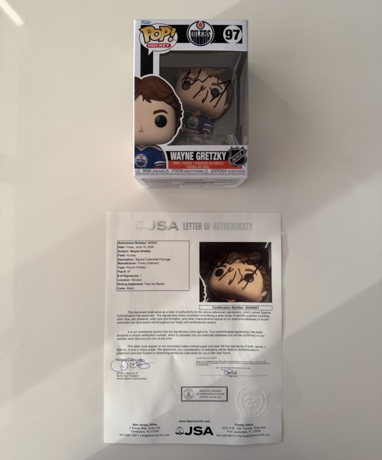Wayne Gretzky Edmonton Oilers Autographed Funko Pop NHL JSA LOA
