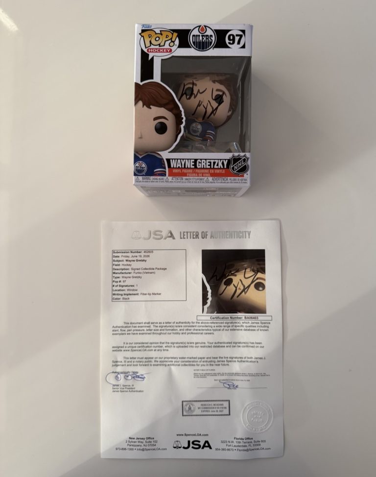 Wayne Gretzky Edmonton Oilers Autographed Funko Pop NHL JSA LOA