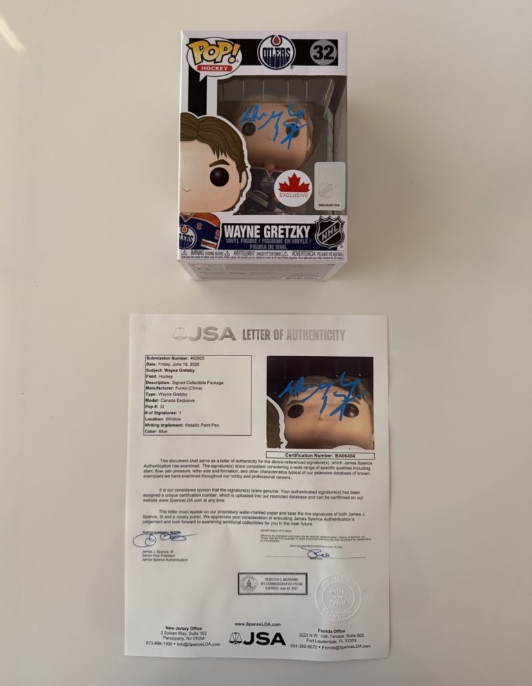 Wayne Gretzky Edmonton Oilers Autographed Funko Pop NHL JSA LOA