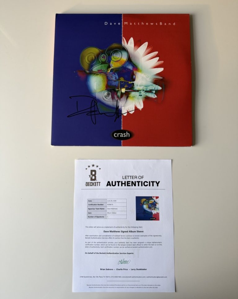 Dave Matthews Autographed “Crash” Vinyl Record LP Band Beckett LOA
