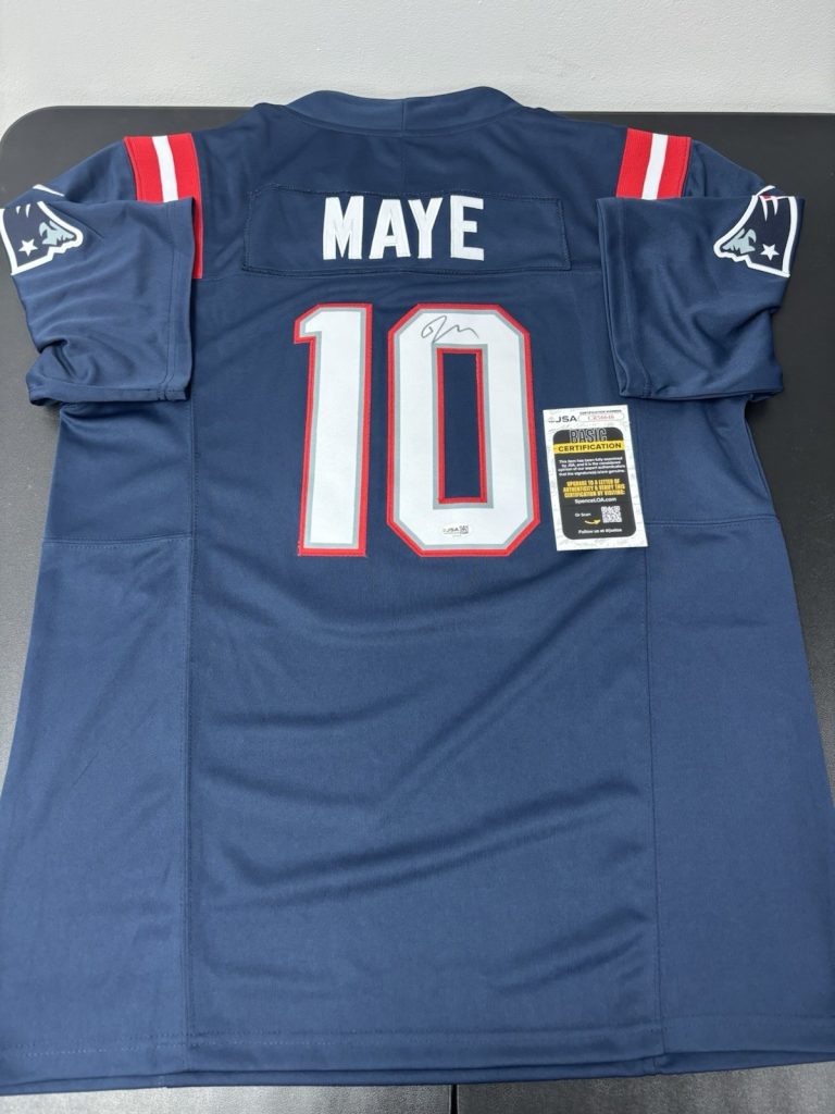 Drake Maye New England Patriots Signed Autographed Jersey. JSA Coa