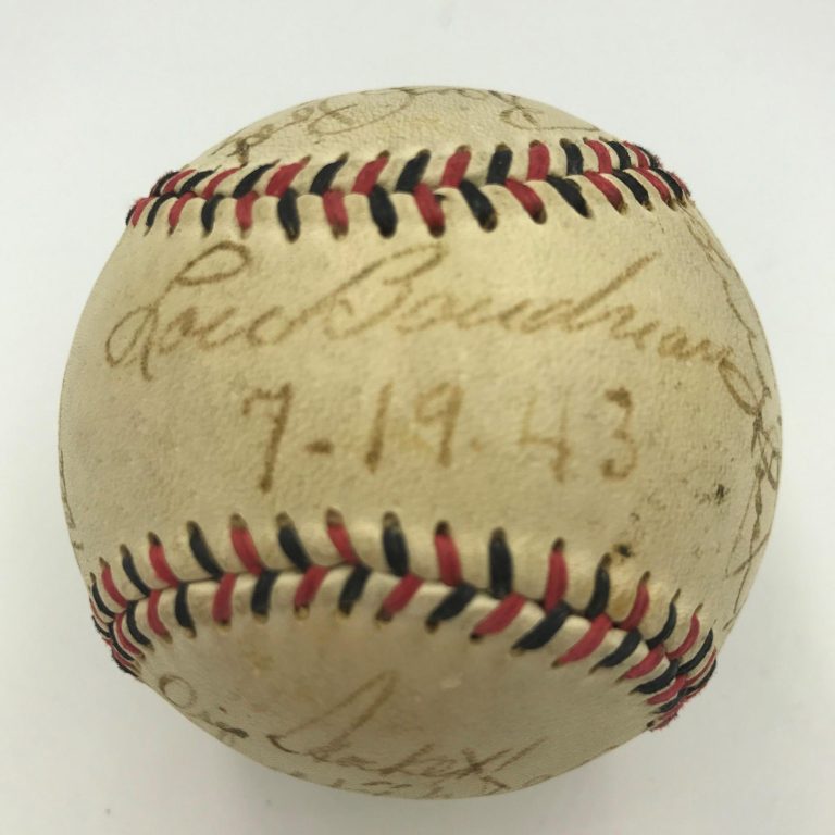 Nice 1943 Cleveland Indians Team Signed Autographed Baseball JSA COA