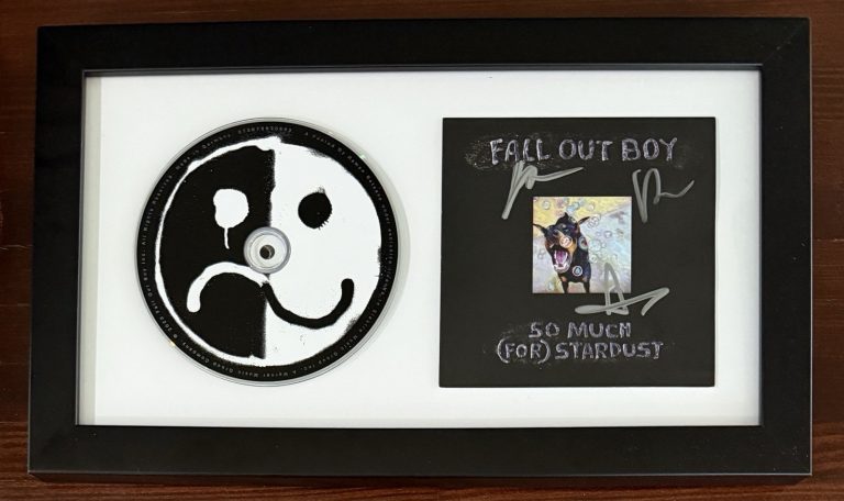 FRAMED SIGNED FALL OUT BOY SO MUCH STARDUST AUTO ALBUM CARD & CD BAS Beckett COA