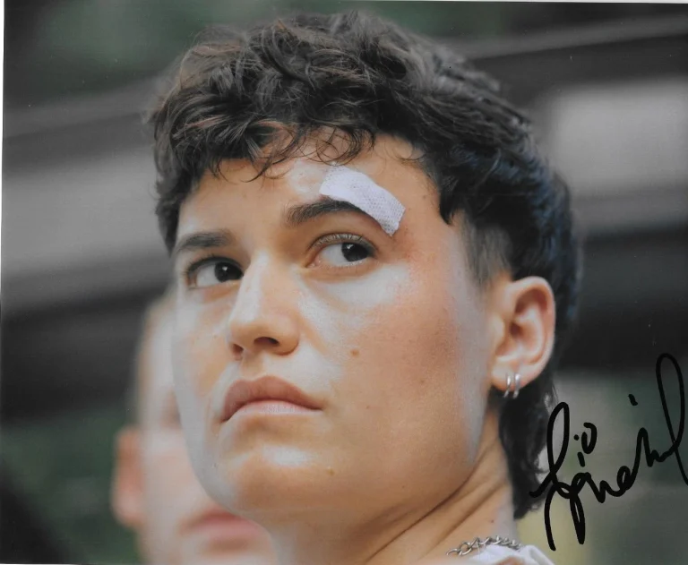 * LIO MEHIEL * signed 8x10 photo * MUTT * 1