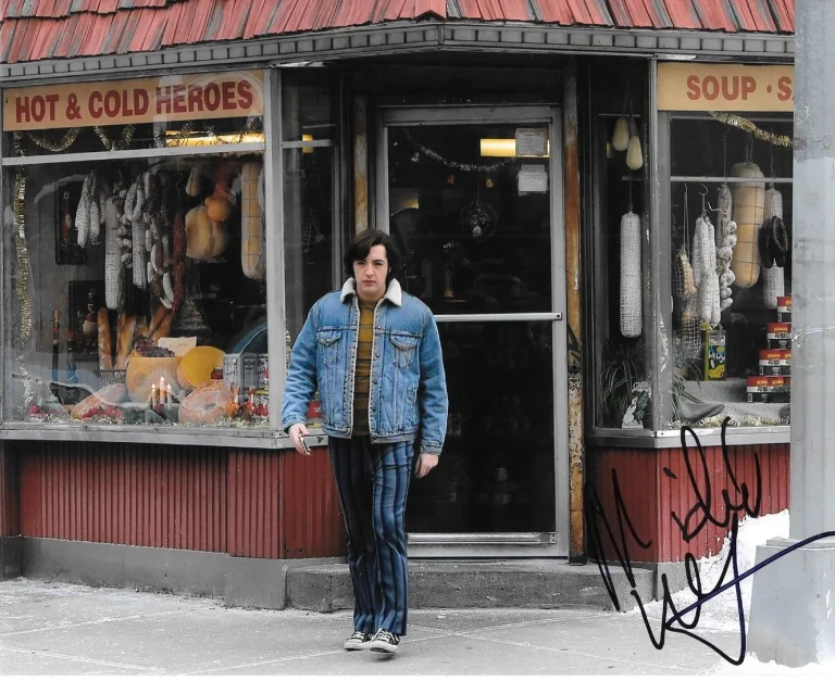 * MICHAEL GANDOLFINI * signed 8x10 photo * THE MANY SAINTS OF NEWARK * 6