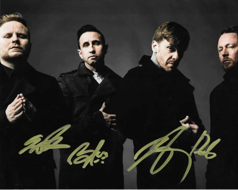 * SHINEDOWN * signed 8x10 photo * SECOND CHANCE * SOUND OF MADNESS * COA *