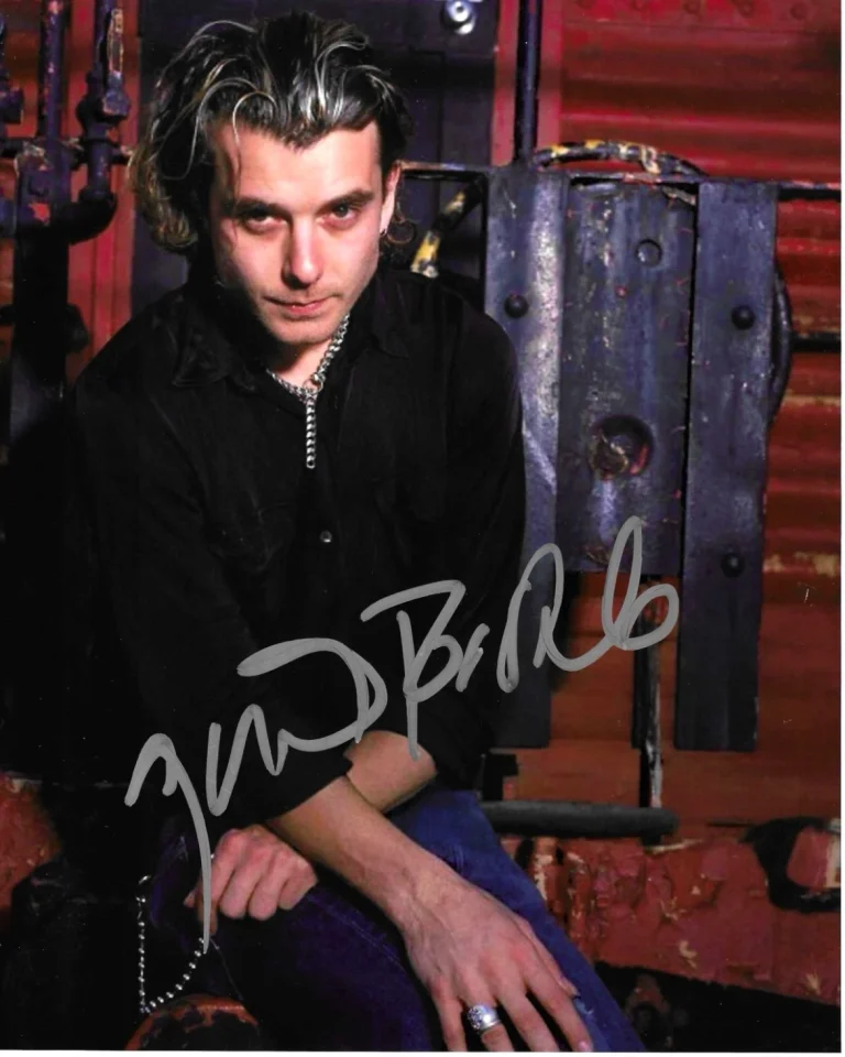 * GAVIN ROSSDALE * signed 8x10 photo * BUSH * COA *