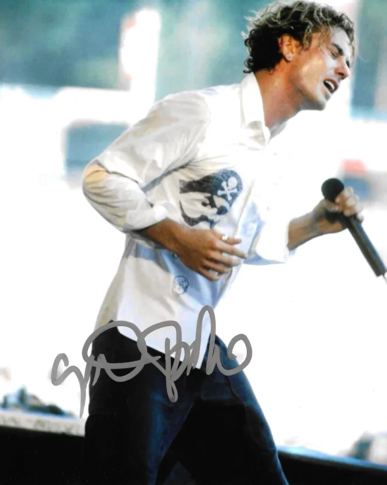 * GAVIN ROSSDALE * signed 8x10 photo * BUSH * COA *