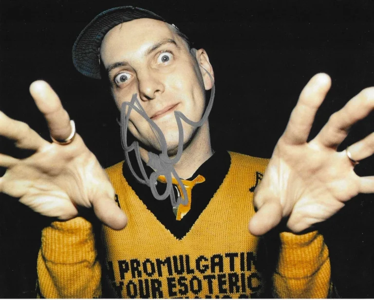 * RICK NIELSEN * signed 8x10 photo * CHEAP TRICK * COA *