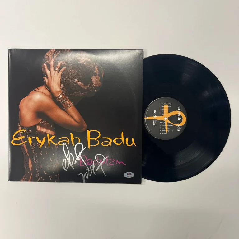 Erykah Badu Signed Baduizm Vinyl Album PSA Autographed