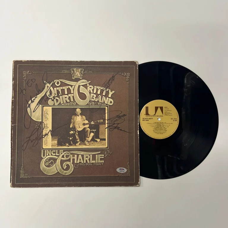 Jimmie Fadden,Jeff Hanna,John McEuen,Les Thompson Signed Uncle Charlie Vinyl PSA