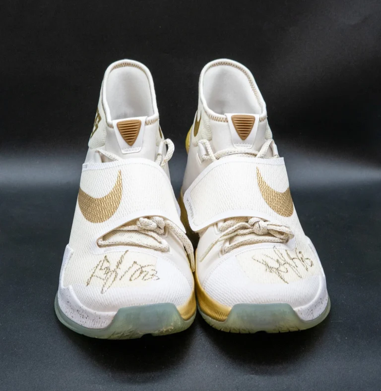 Draymond Green Signed Basketball Shoes PSA Autographed