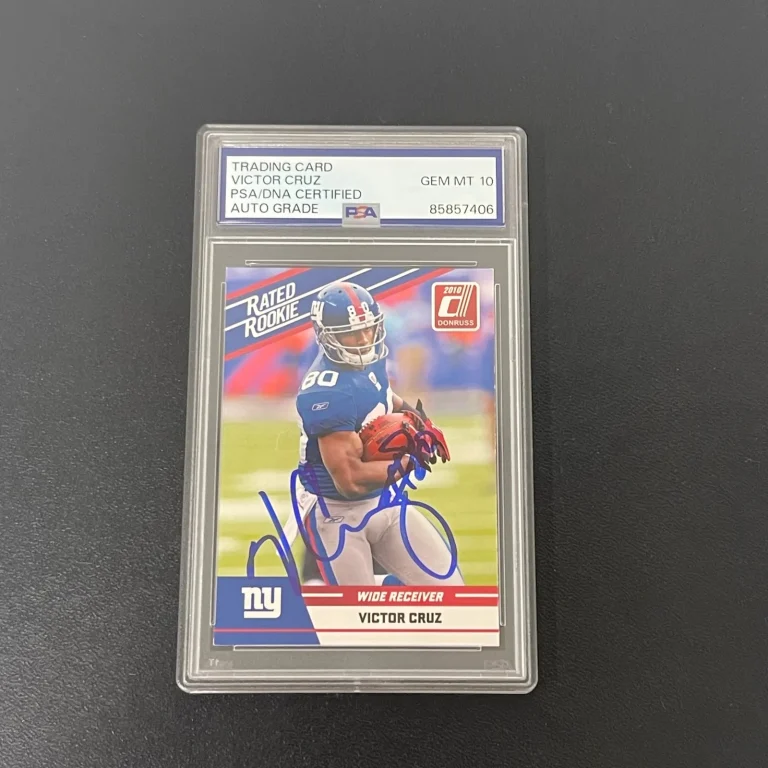 2010 Panini Donruss #100 Victor Cruz Signed Card Auto 10 PSA Slabbed NY Giants