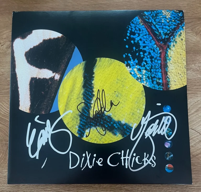 * DIXIE CHICKS * signed vinyl album * FLY * NATALIE MAINES * COA *