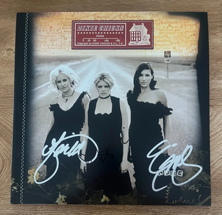 * DIXIE CHICKS * signed vinyl album * HOME * NATALIE MAINES * COA