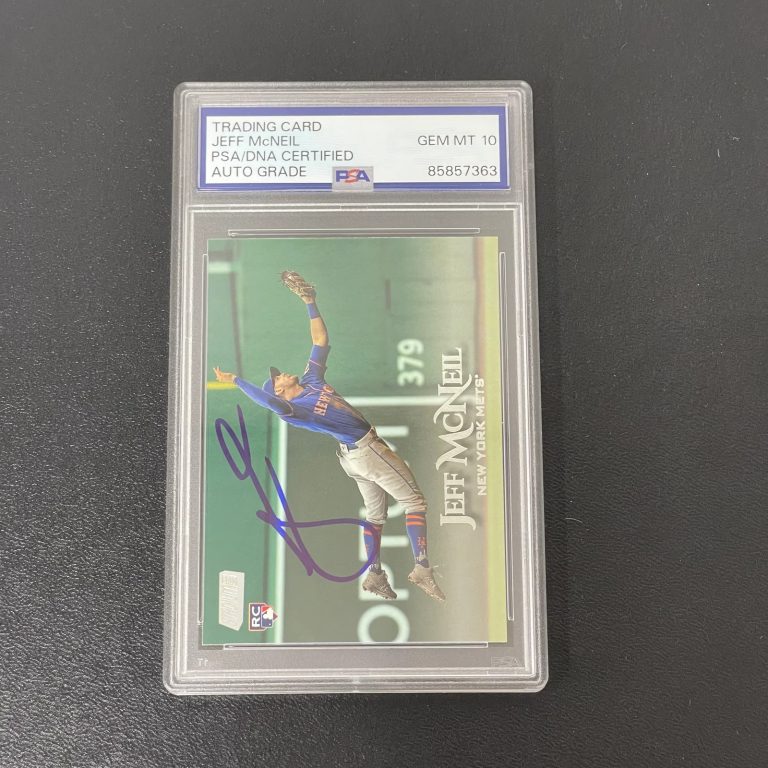 2019 Topps Rookie Card#130 Jeff McNeil Signed Card Auto 10 PSA Slabbed NY Mets