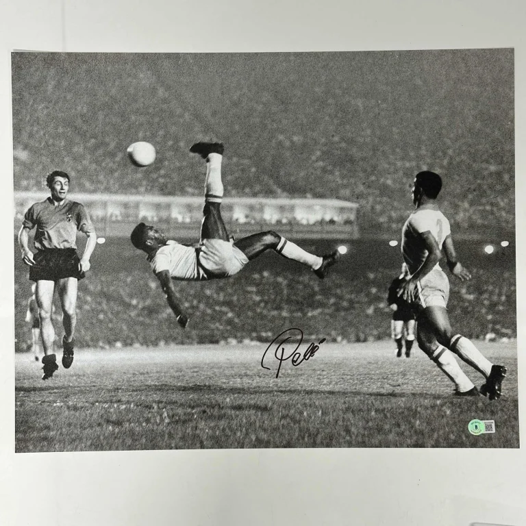 Autographed/Signed Pele Brazil 16x20 Photo Bicycle Kick Beckett BAS Auto
