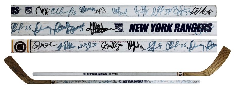 Rangers (23) Richter, Messier, Kurri +20 Signed NHL Hockey Stick BAS #AG010123