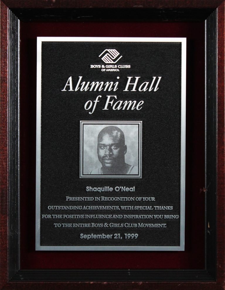 Shaquille O'Neal 1999 Boys & Girls Club Alumni Hall of Fame Plaque Un-signed