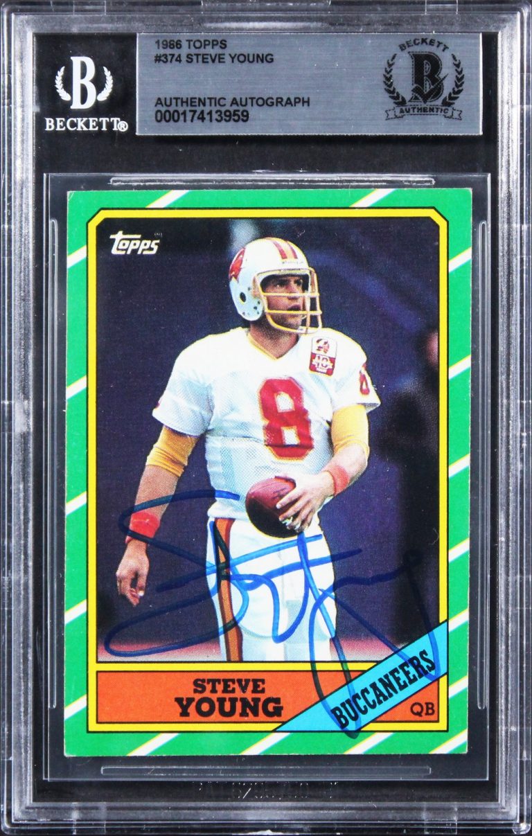Buccaneers Steve Young Authentic Signed 1986 Topps #374 Rookie Card BAS Slabbed