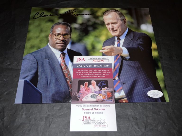 Clarence Thomas Signed 8x10 Photo Supreme Court Justice JSA Auth #2