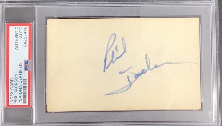Phil Jackson Signed Index Card NBA Basketball HOF Autograph Knicks PSA/DNA