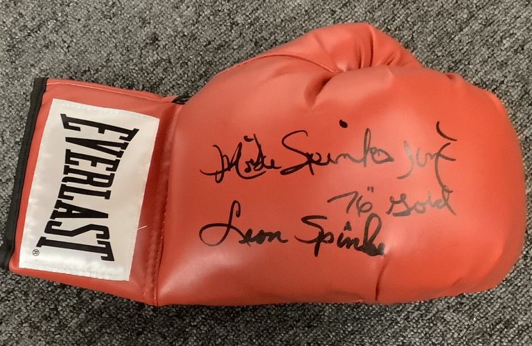 Leon Spinks Signed Boxing Glove Everlast Auto + Michael Spinks 76 Gold Inscr JSA