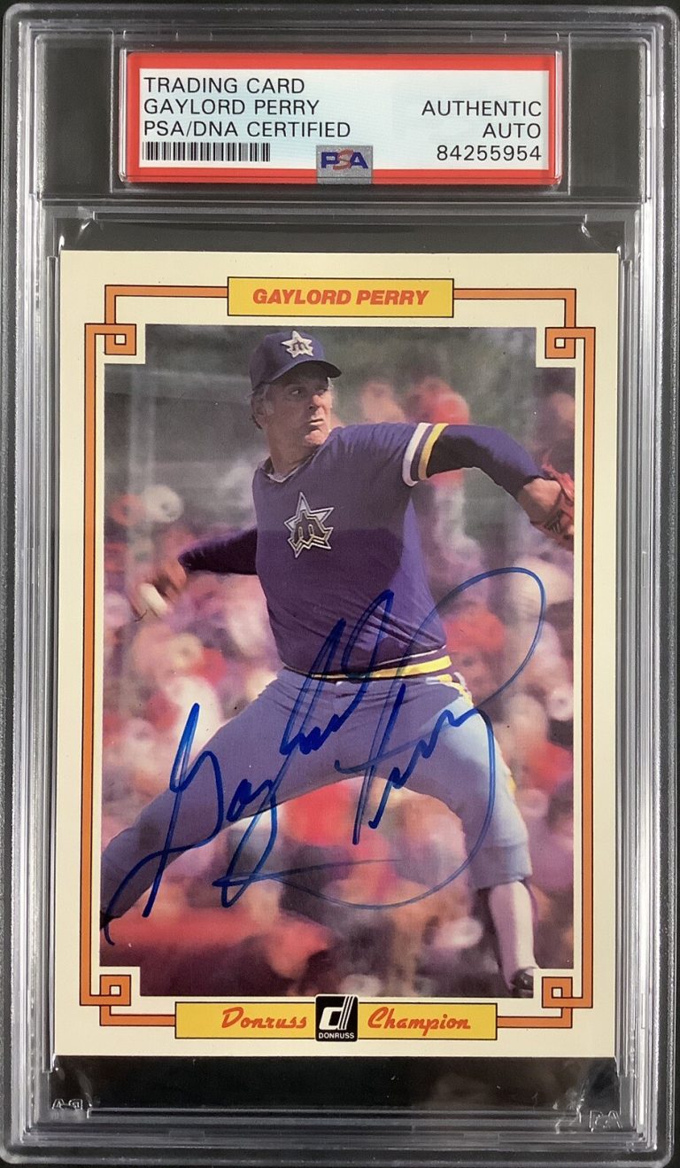 Gaylord Perry Signed 1984 Donruss Champion #32 Autograph Card Autograph PSA/DNA